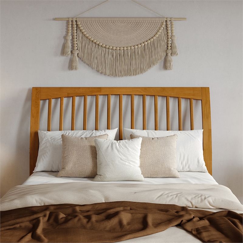 Roslyn Queen Platform Bed with Panel Footboard & TXL Trundle in Light Toffee