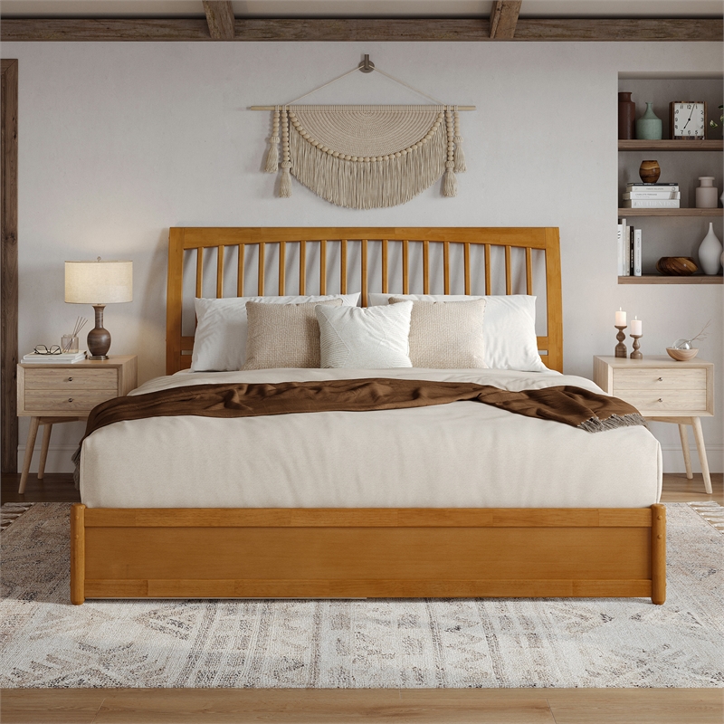 Roslyn King Wood Platform Bed with Panel Footboard & TXL Trundle in Light Toffee