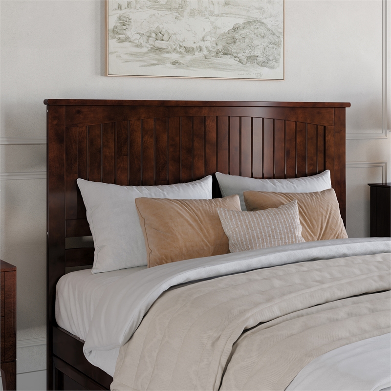 Malta Queen Wood Platform Bed with Panel Footboard and Storage Drawers in Walnut