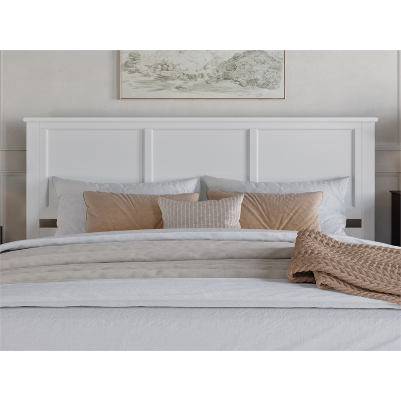 Felicity King Wood Platform Bed with Panel Footboard & Storage Drawers in White