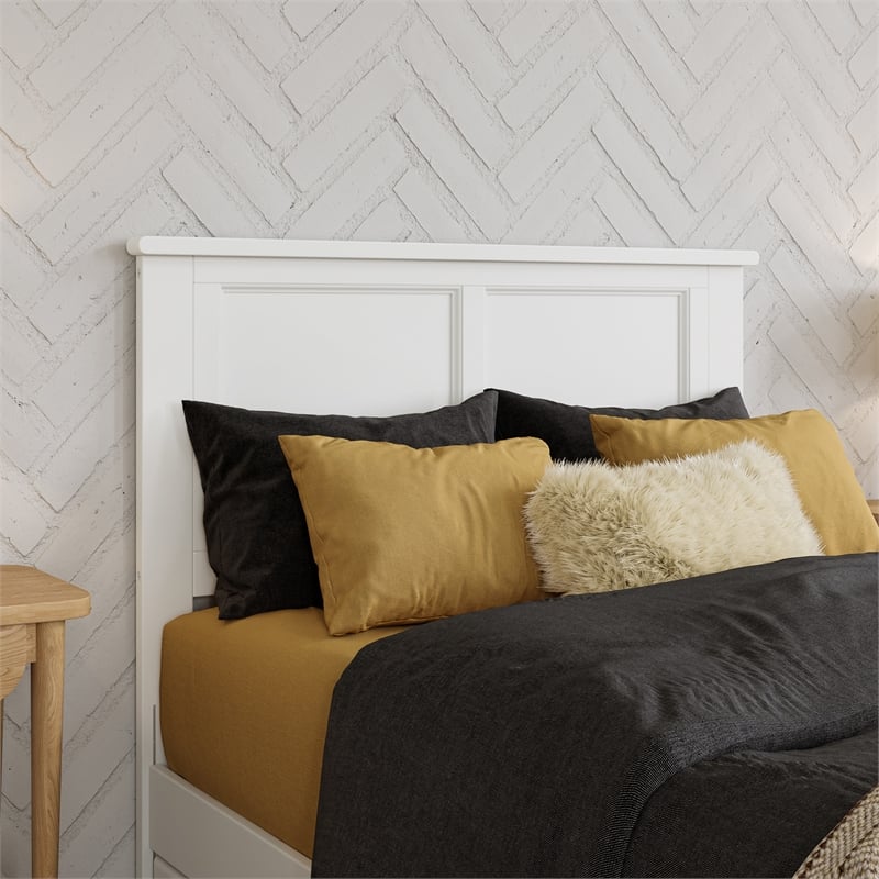 Felicity Twin XL Wood Platform Bed with Panel Footboard & TXL Trundle in White