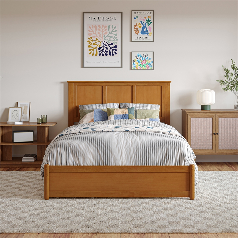 Felicity Full Platform Bed with Panel Footboard & Twin Trundle in Light Toffee