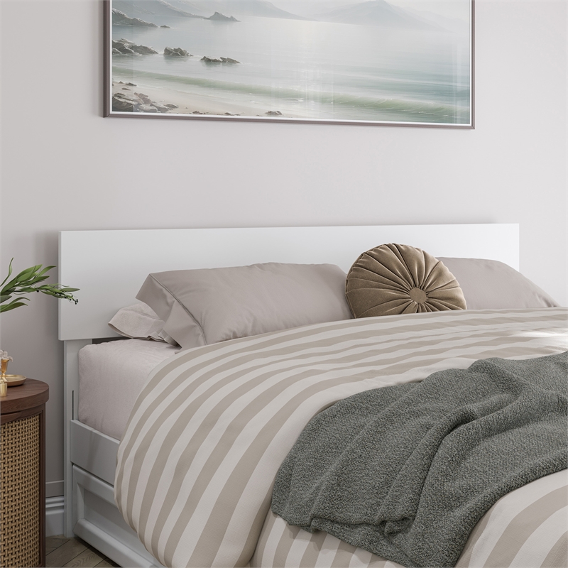 Wesley Queen Wood Platform Bed with Panel Footboard and Twin XL Trundle in White