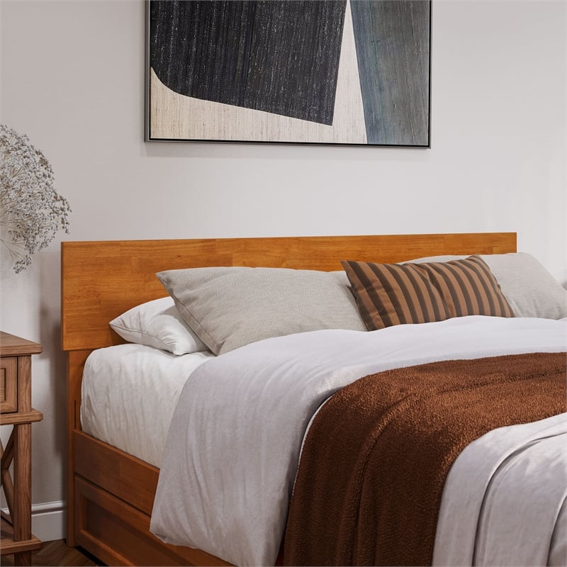 Wesley Queen Platform Bed with Panel Footboard & TXL Trundle in Light Toffee