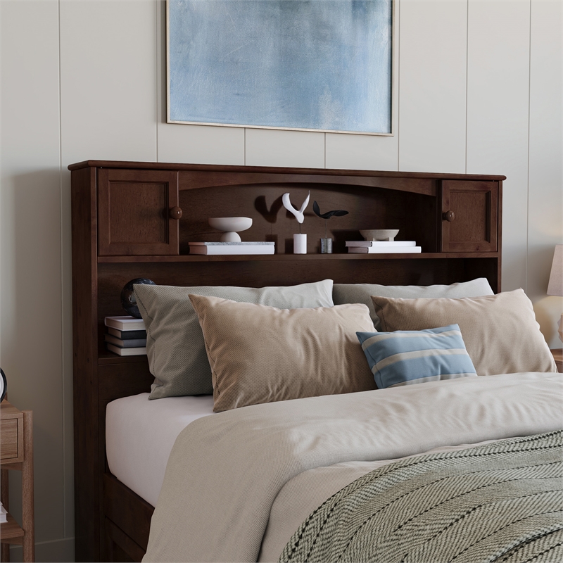 Hadley Full Wood Platform Bed with Panel Footboard and Twin Trundle in Walnut