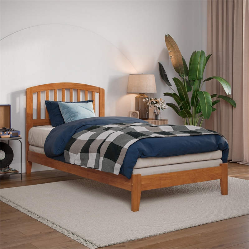 Richmond Twin XL Solid Wood Foundation Bed in Light Toffee
