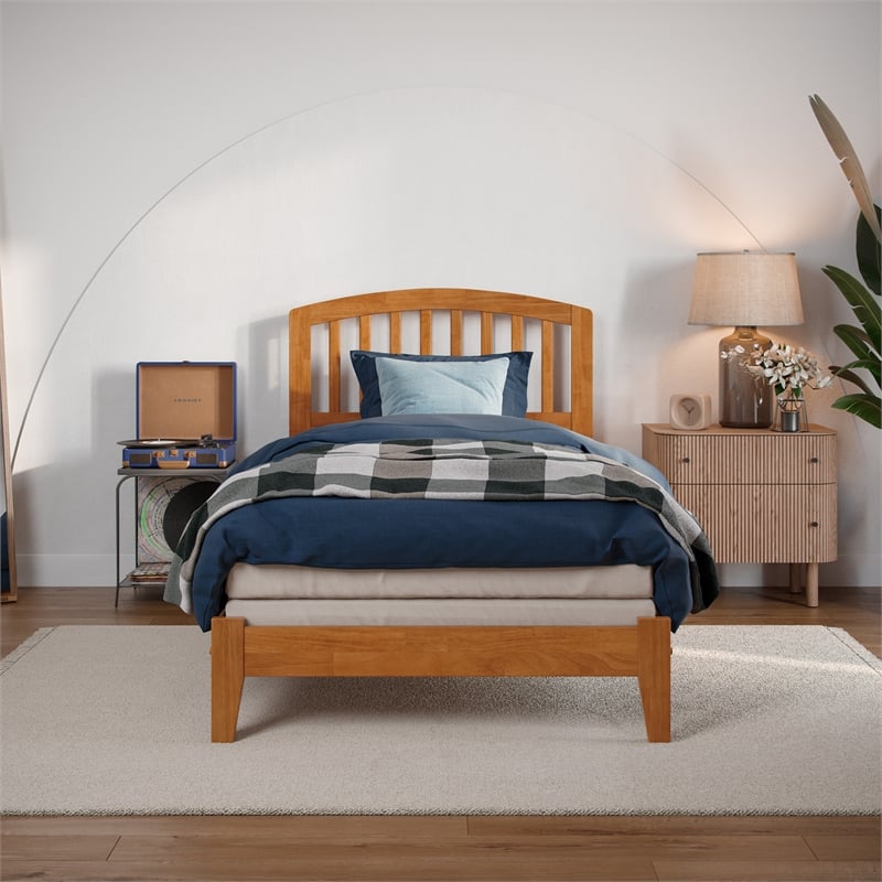 Richmond Twin XL Solid Wood Foundation Bed in Light Toffee