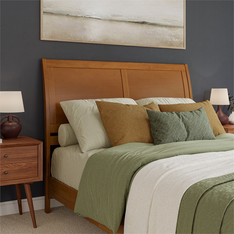 Valencia Queen Low Wood Platform Bed with Matching Footboard in Light Toffee