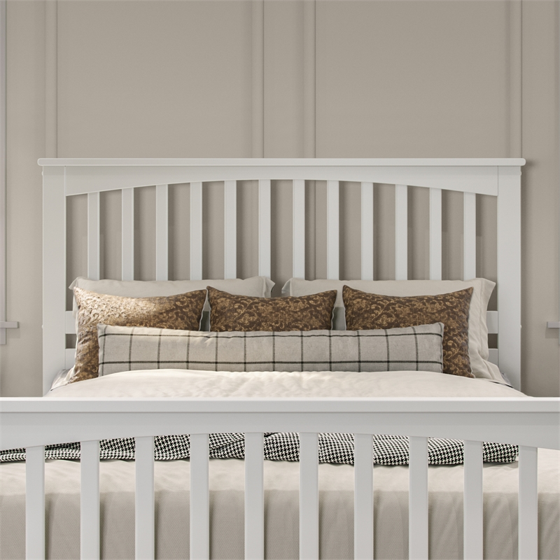 Brooklyn Queen Wood Foundation Bed with Matching Footboard in White