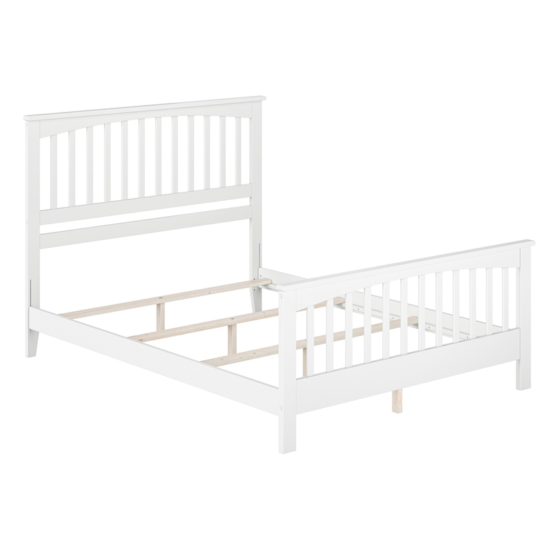 Brooklyn Queen Wood Foundation Bed with Matching Footboard in White