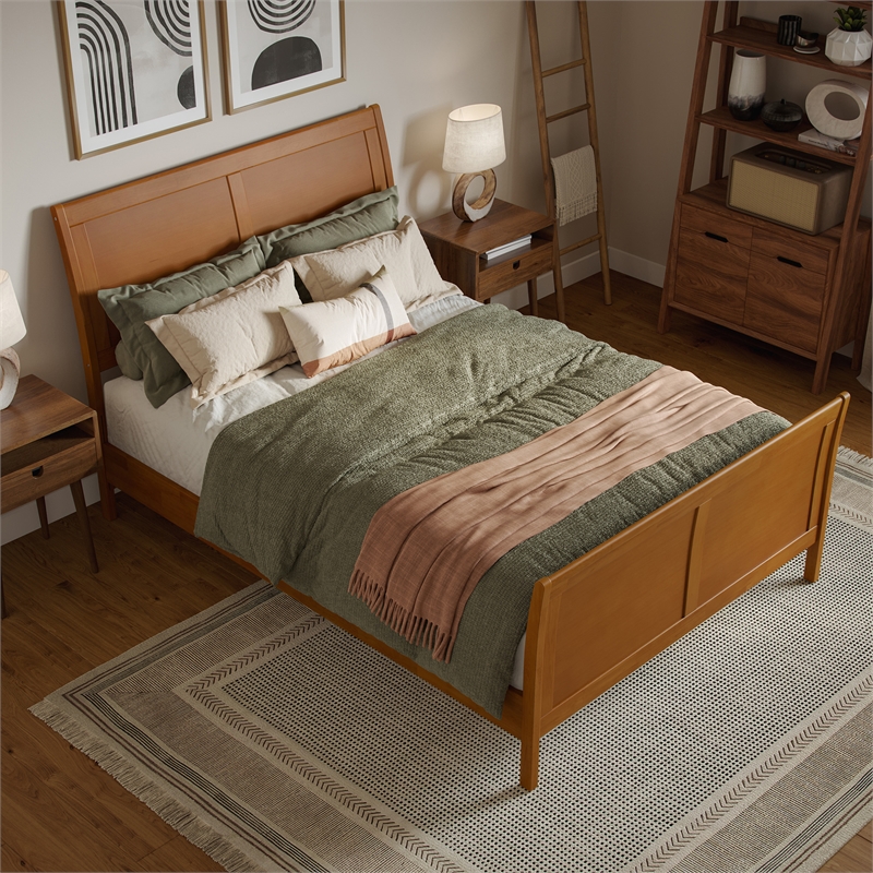 Valencia Full Low Wood Platform Bed with Matching Footboard in Light Toffee
