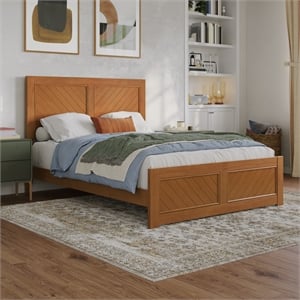 Berkshire Full Low Wood Platform Bed with Matching Footboard in Light Toffee