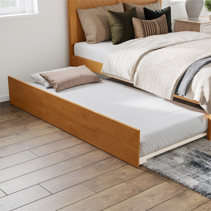Canyon Full Wood Platform Bed with Matching Footboard & Trundle in Light Toffee