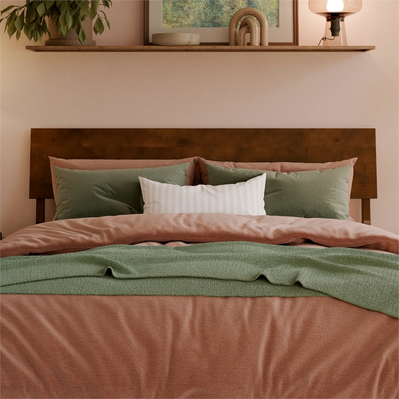 Norla Full Wood Platform Bed with Footboard and Twin Trundle in Walnut