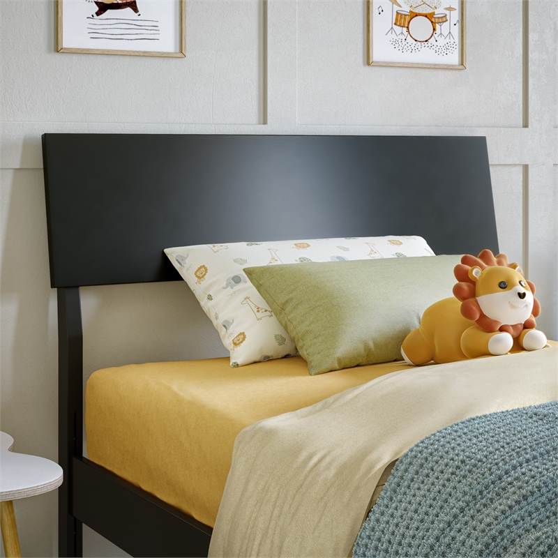 Bradford Twin Wood Platform Bed in Black