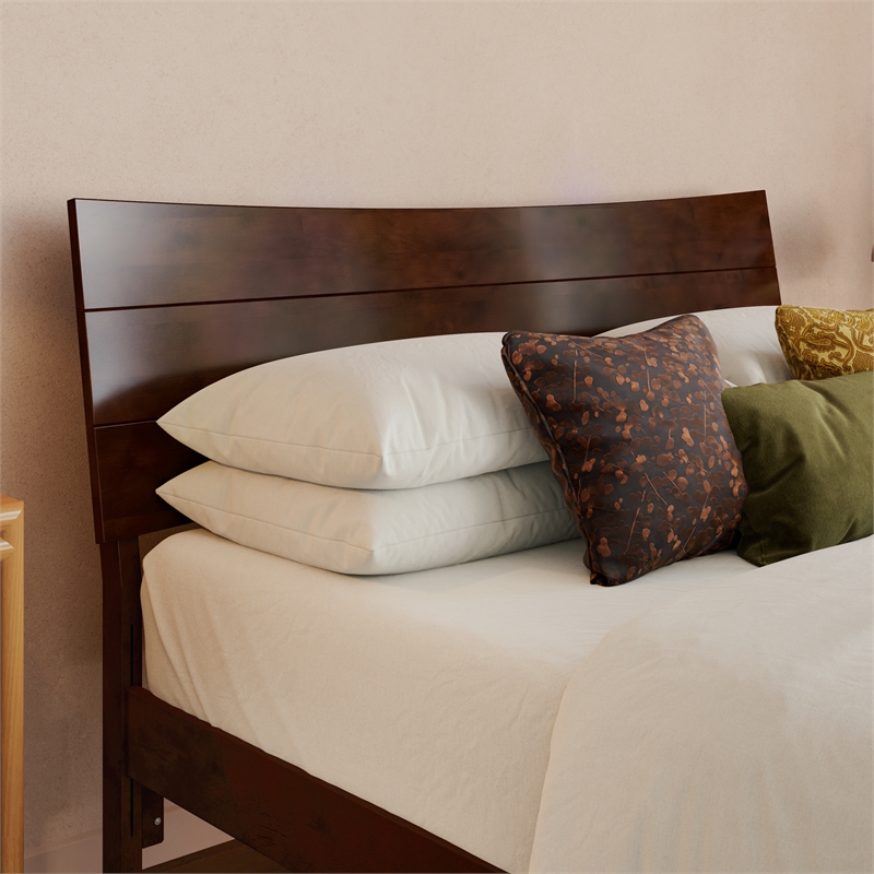 Phoenix Full Size Solid Wood Platform Bed with Twin Trundle in Walnut