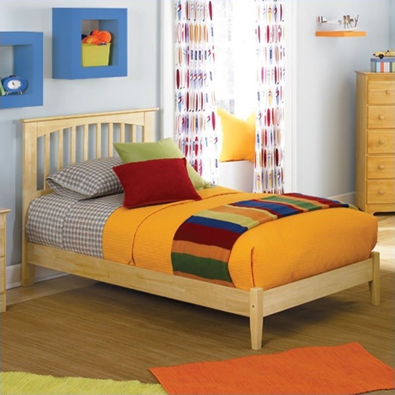 Atlantic Furniture Brooklyn Platform Bed with Trundle in Natural Maple