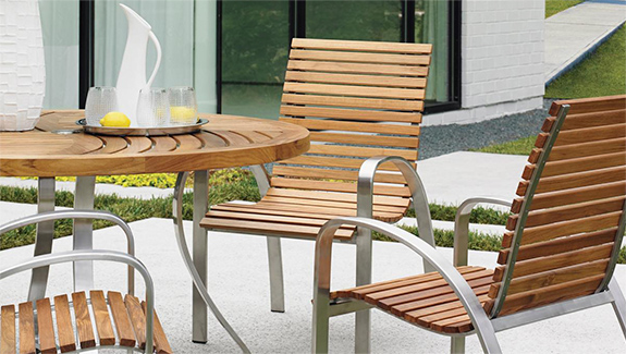 patio dining