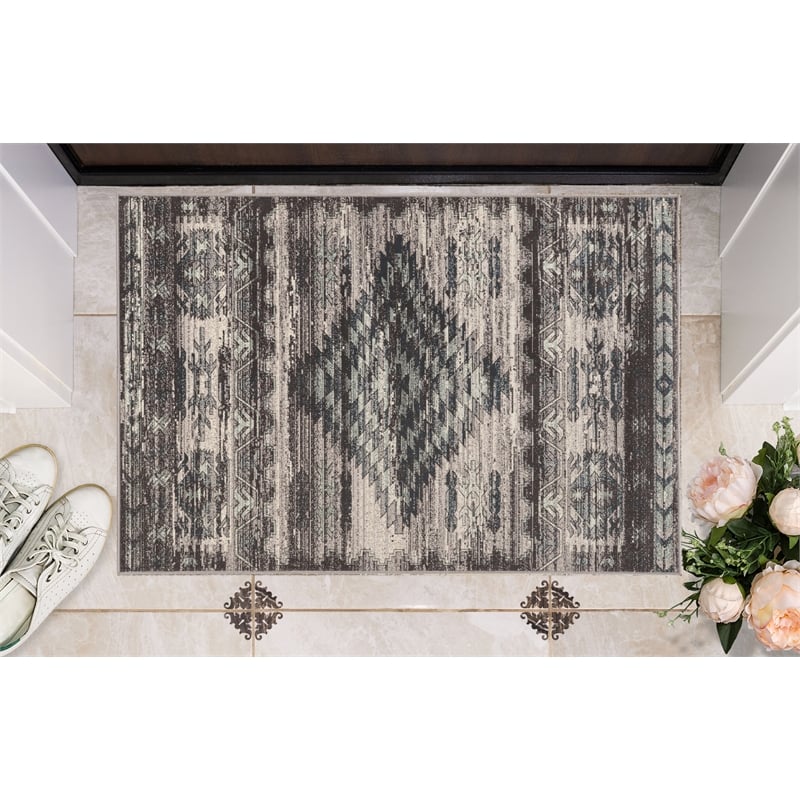 Linon Vintage Aztek Power Loomed Microfiber Polyester 2'x3' Rug in Gray
