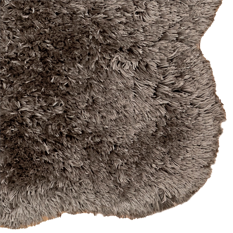 Linon Faux Lamb Skin Hand Tufted Polyester 3'6