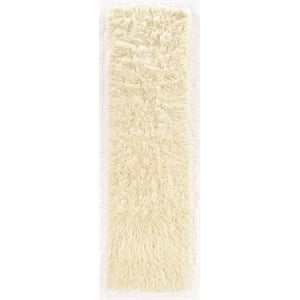 Linon New Flokati Hand Woven Wool 2'4&quotx8'6&quot Rug in Natural