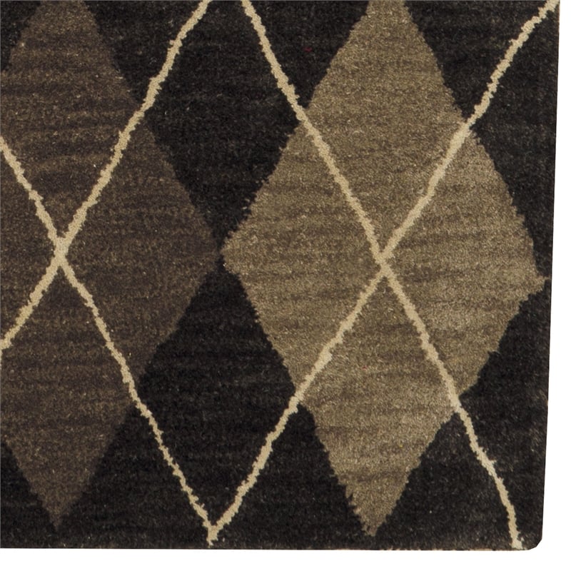 Linon Ashton Argyle New Wool 8'x11' Rug in Gray and Taupe