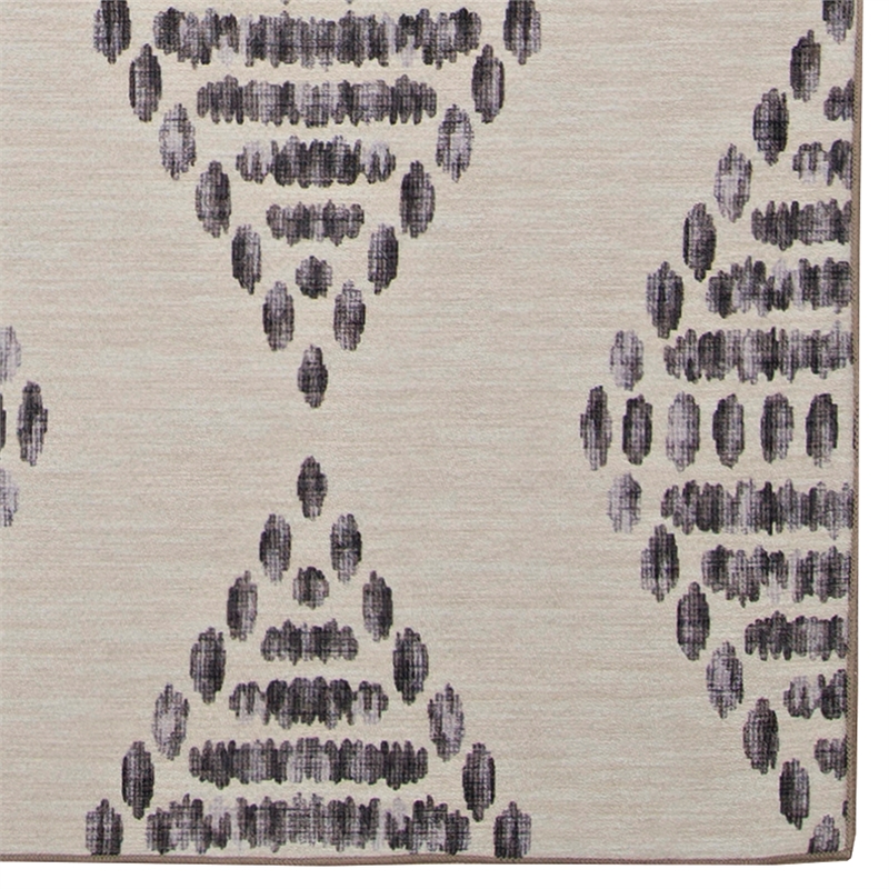 Linon Indoor Outdoor Machine Washable Ezili Accent 3'x5' Rug in Ivory
