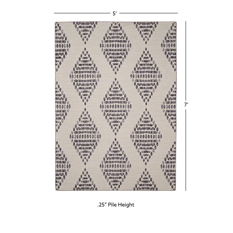 Linon Indoor Outdoor Machine Washable Ezili Area 5'x7' Rug in Ivory and Brown