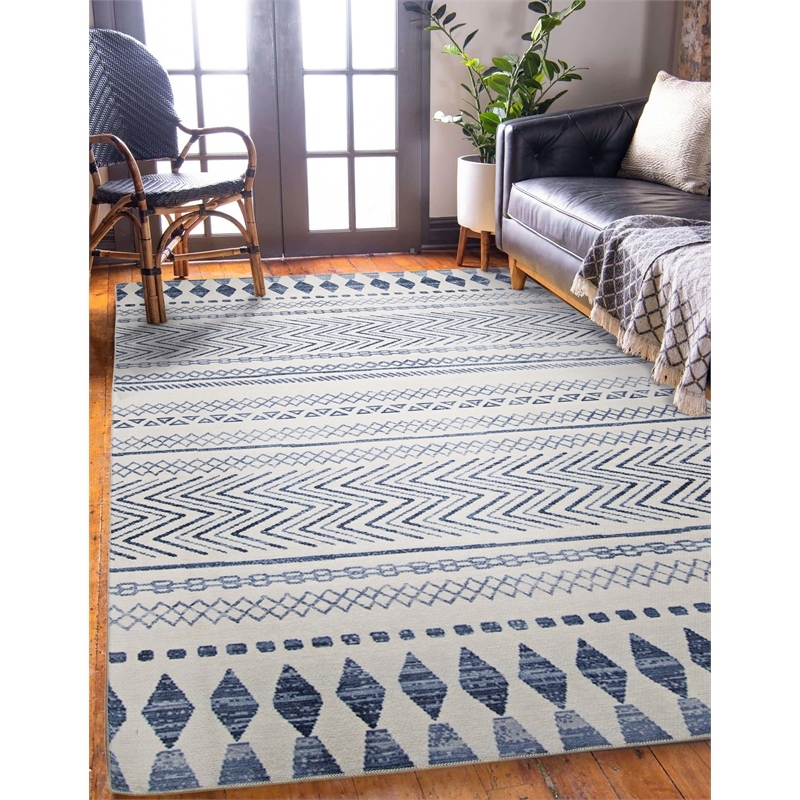 Linon Indoor Outdoor Machine Washable Skip Area 5'x7' Rug in Ivory and Blue