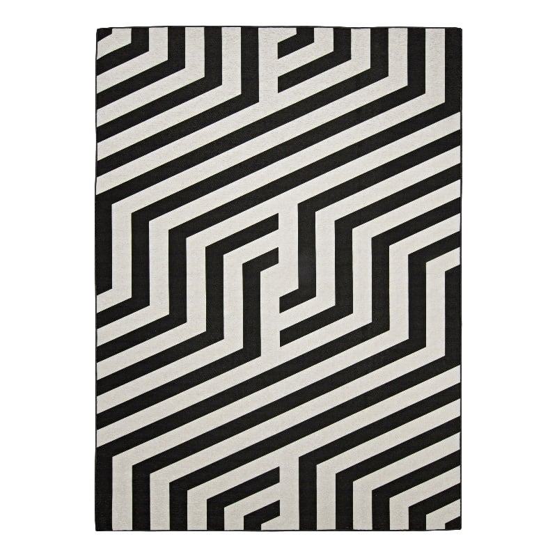 Linon Indoor Outdoor Machine Washable Kona Area 5'x7' Rug in Ivory and Black