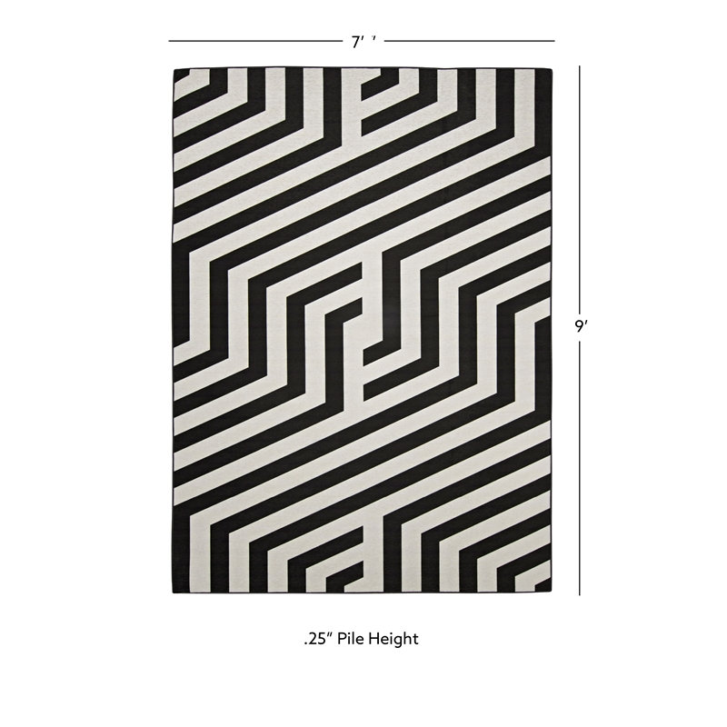 Linon Indoor Outdoor Machine Washable Kona Area 7'x9' Rug in Ivory and Black