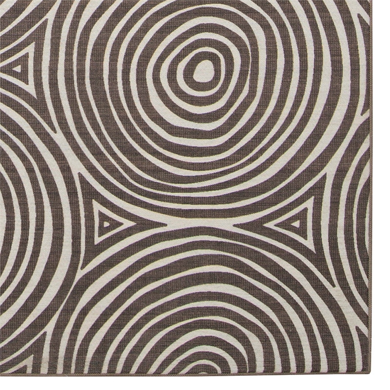 Linon Indoor Outdoor Machine Washable Dana Area 7'x9' Rug in Ivory and Brown