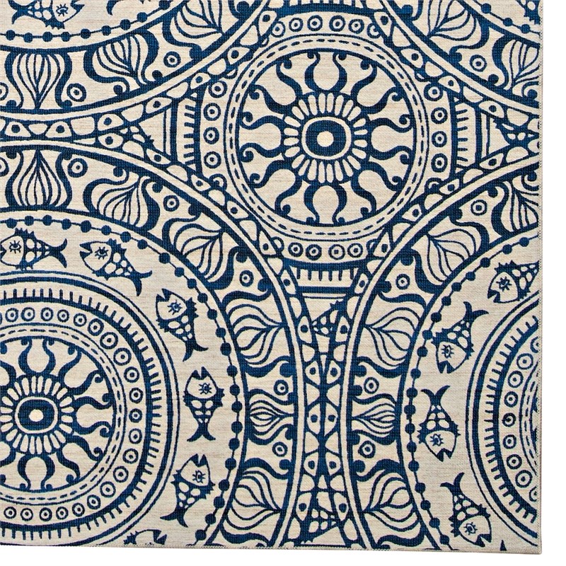 Linon Indoor Outdoor Machine Washable Doria Area 7'x9' Rug in Smoke Gray