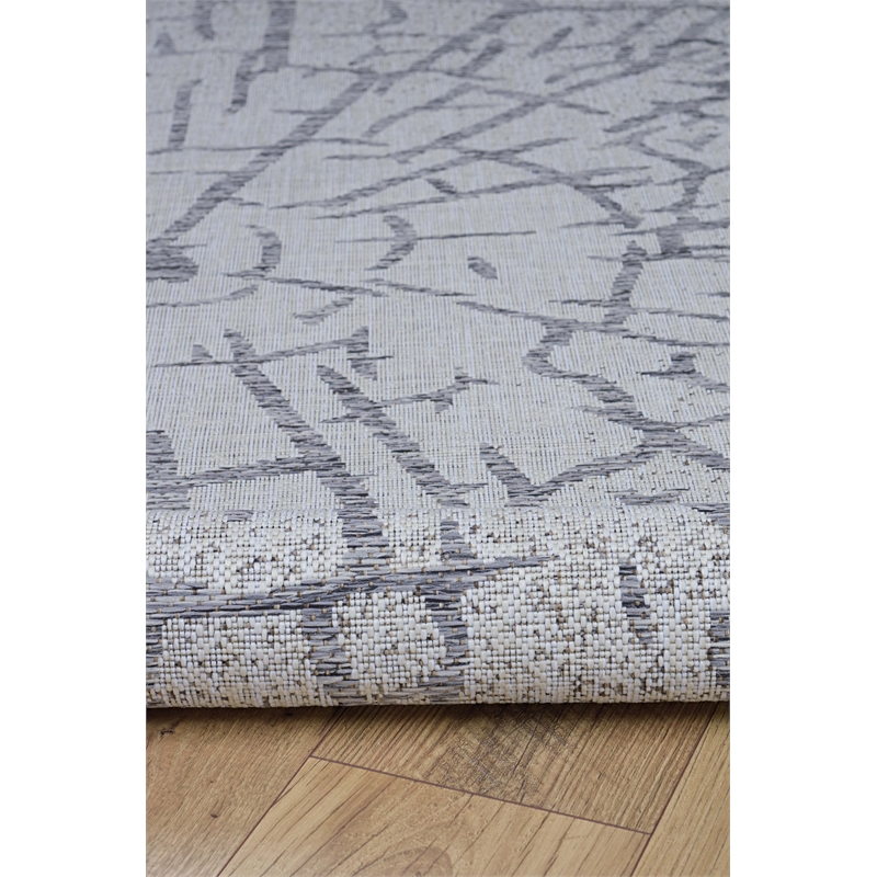 Linon Daylight Indoor Outdoor Reverb Polypropylene 6'6