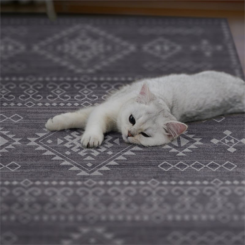 linon dillon igor grey and ivory 5' x 7' area rug