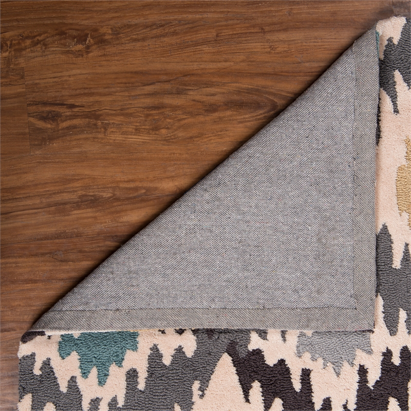Linon Trio Paxton Hand Tufted Polyester 5'x7' Rug in Gray
