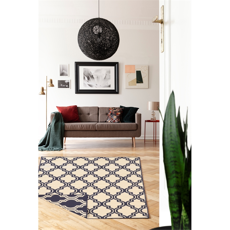 Linon Salonika Quatrefoil Reversible Woven Wool 5'x8' Rug in Blue