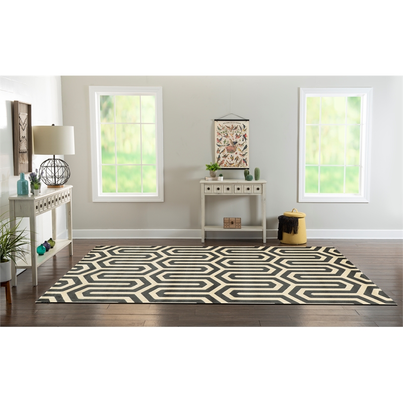 Linon Roma Tangent Power Loomed Polypropylene 8'x10' Rug in Gray
