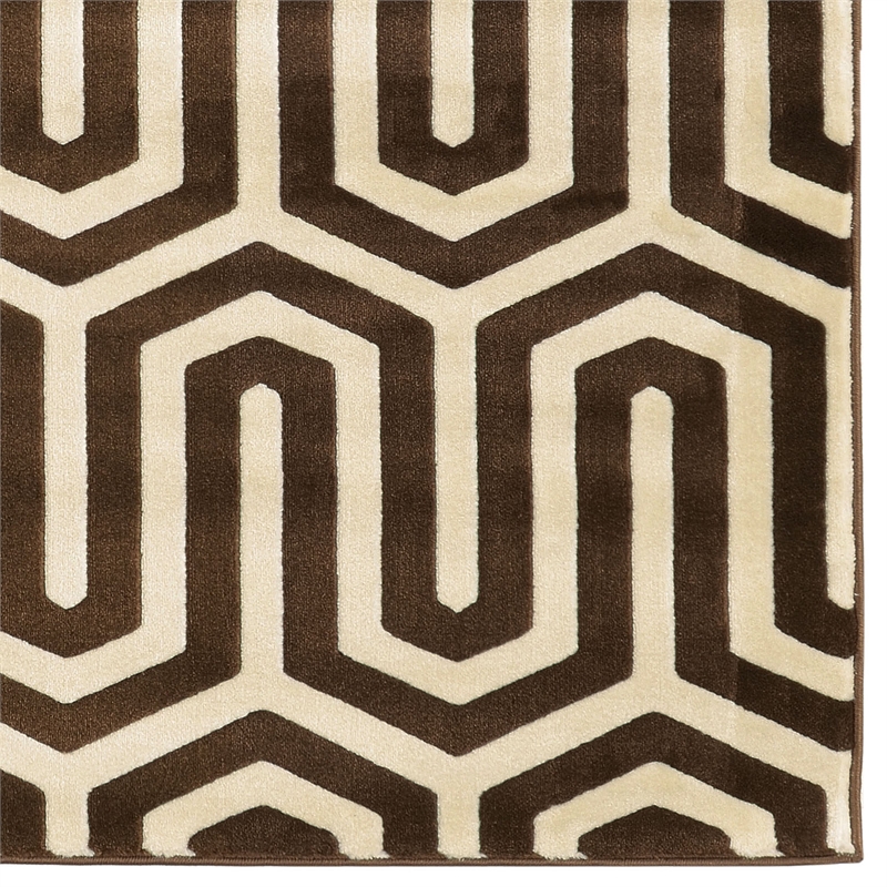 Linon Roma Zigzag Power Loomed Polypropylene 5'x7' Rug in Ivory