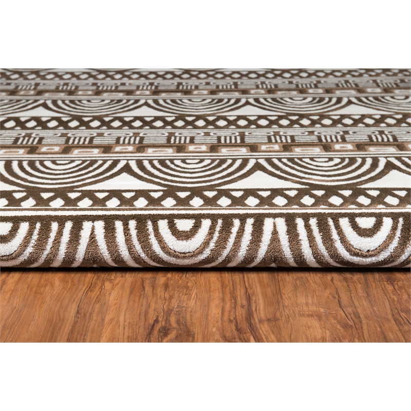 Linon Roma Lima Power Loomed Polypropylene 5'x7' Rug in Ivory