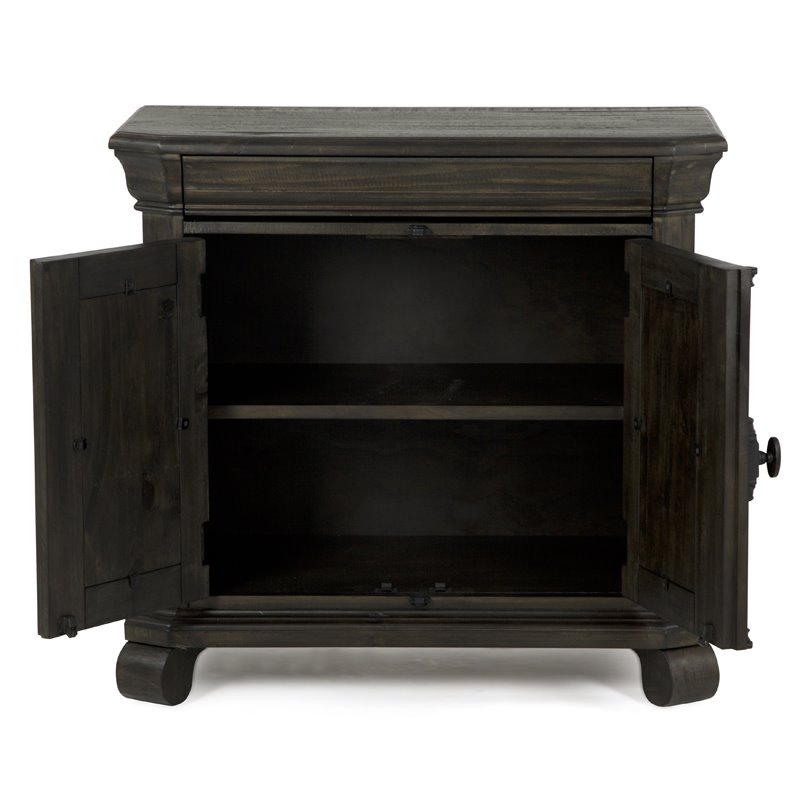 Magnussen Bellamy Traditional Peppercorn Bachelor Door Chest