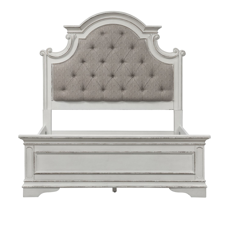 Bedroom Set with Queen Bed and Armoire in Vintage White