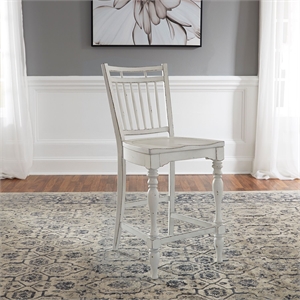 Liberty Furniture Magnolia Manor Spindle Back Counter Chair -Set of 2