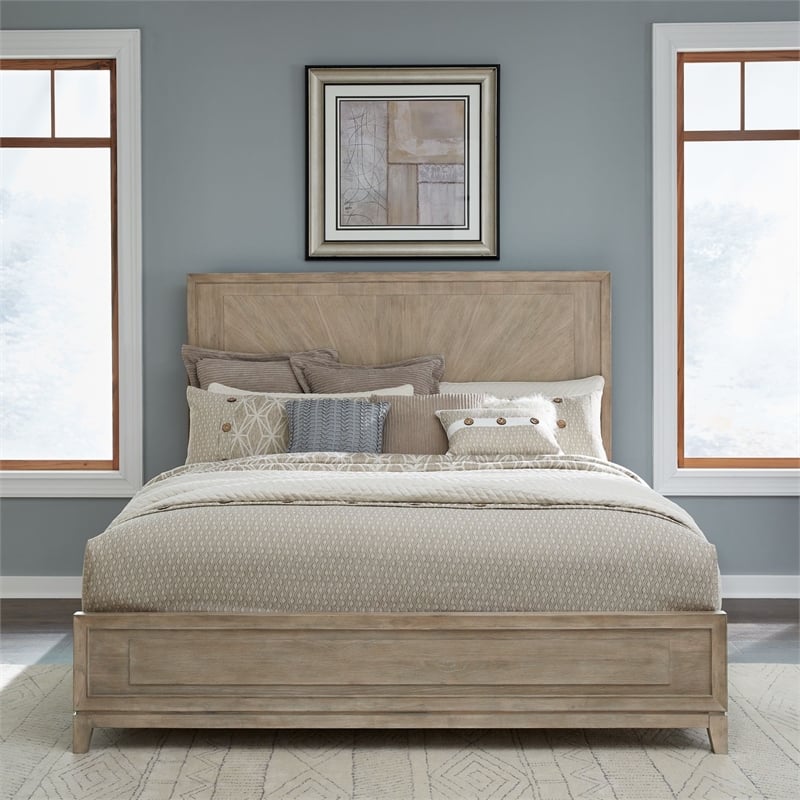 Liberty Furniture Brentwood Queen Panel Bed - Brown