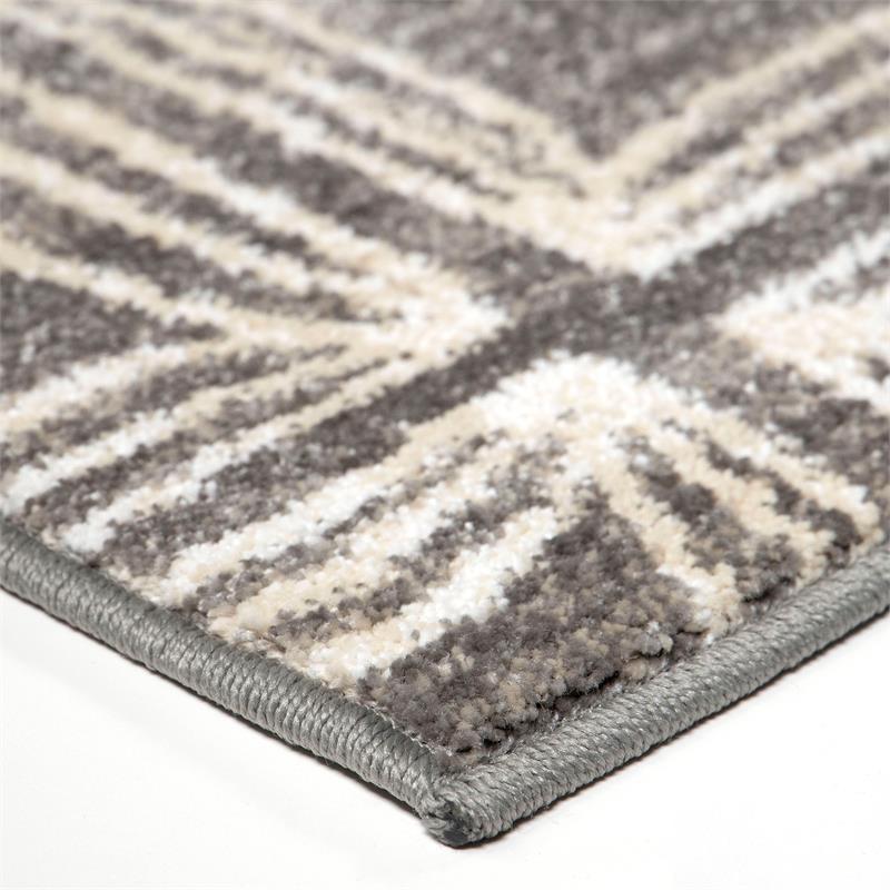 Armen Living Daisy 60x96