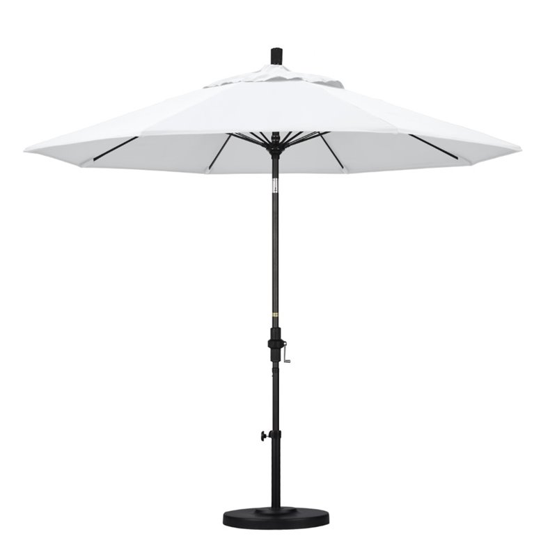 California Umbrella 9' Patio Umbrella in Natural