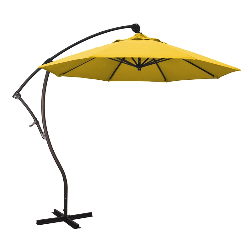 California Umbrella 9' Cantilever Umbrella in Lemon