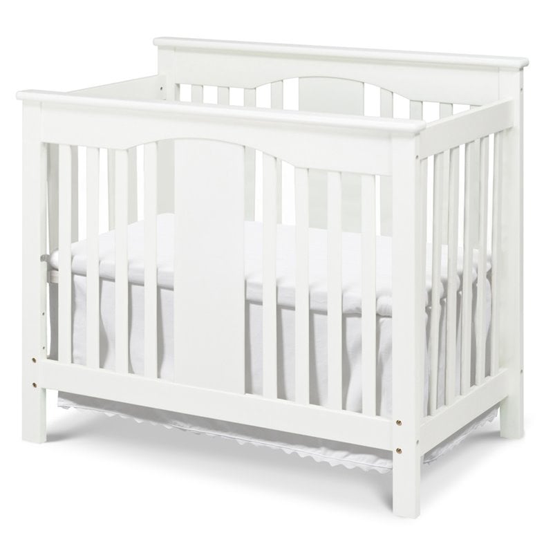 DaVinci Annabelle Mini 2 in 1 Convertible Wood Baby Crib in White 