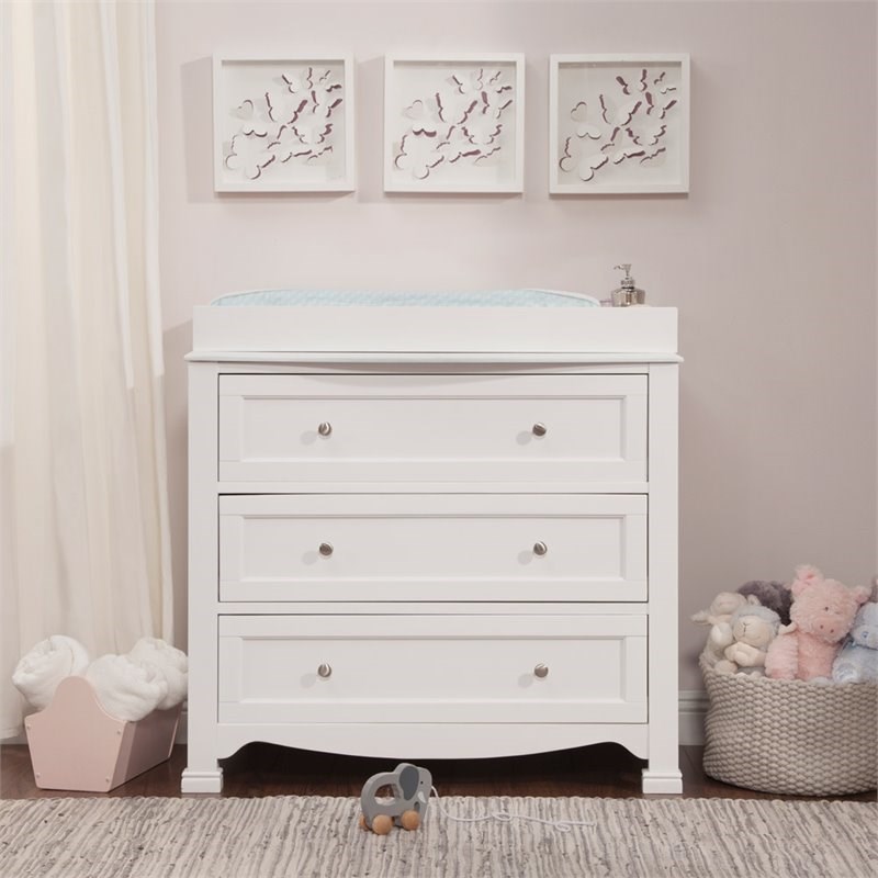 4-in-1 Convertible Crib Set with Dresser Mattress and Changing Tray in White