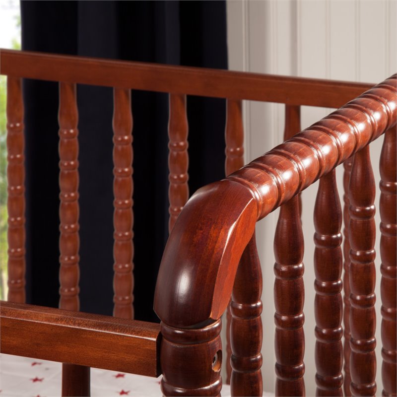 DaVinci Jenny Lind 3-in-1 Convertible Crib in Cherry